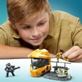 thumbnail image 4 of Set de Construcción Mega Construx Halo Jefe Maestro Amarillo, 4 of 4
