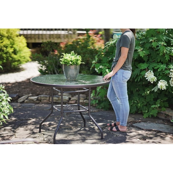 Outdoor  Dining Table, 40 Inch Round Steel Base with Wavy Glass Top for Garden