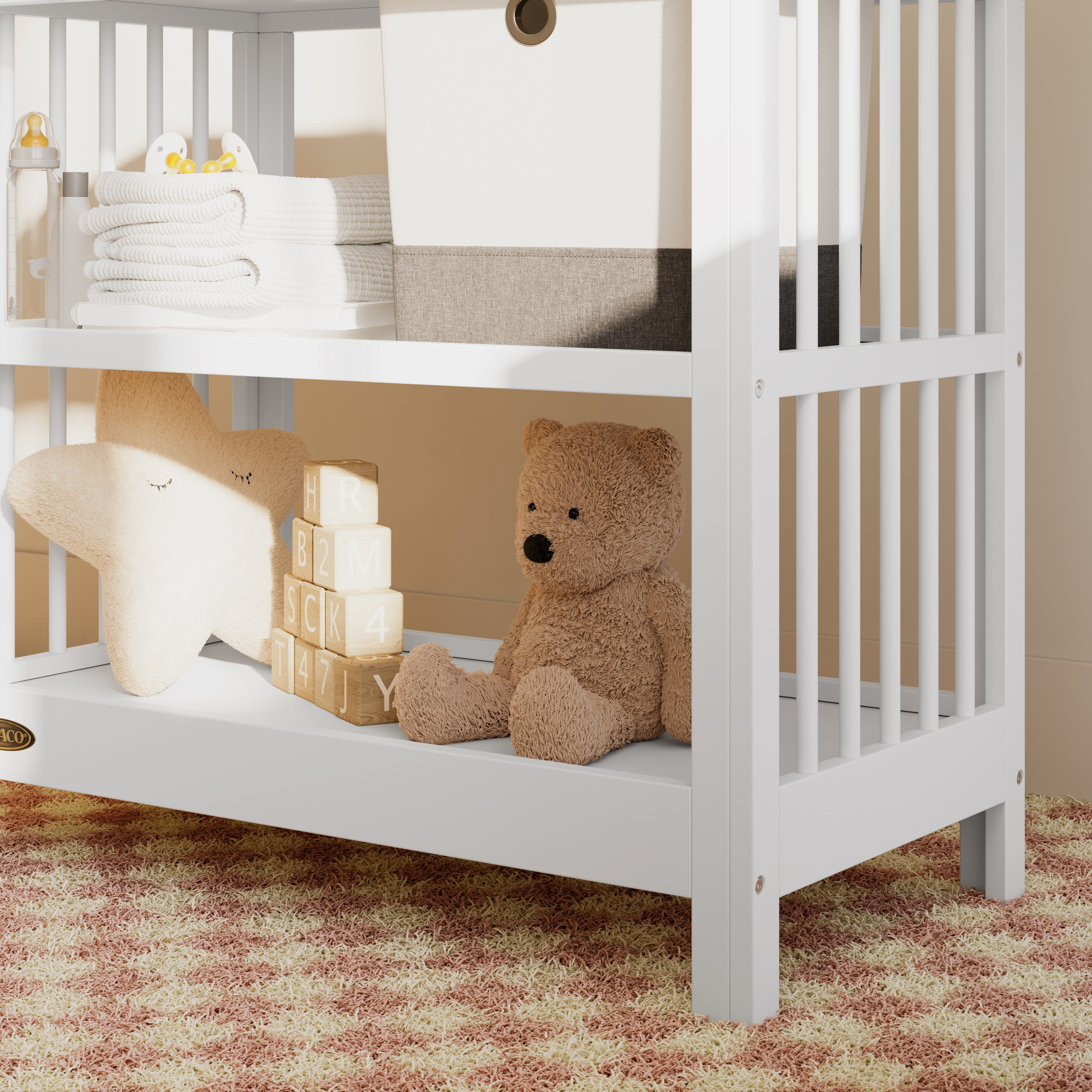 Graco Teddi Infant Wood Changing Table with Changing Pad, White
