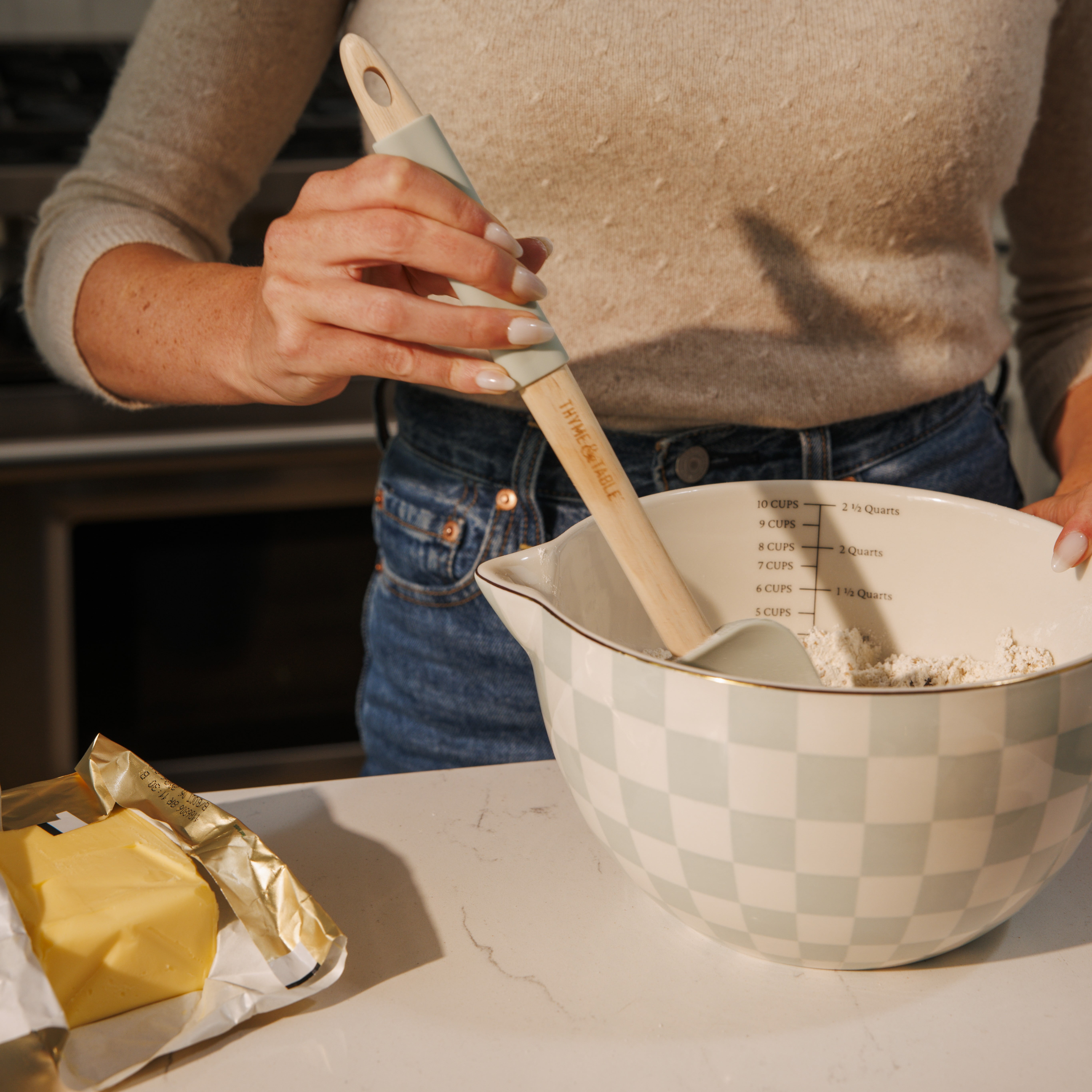 Thyme & Table 5-Piece Ceramic Mixing Bowl and Measuring Set - Mint Checkered