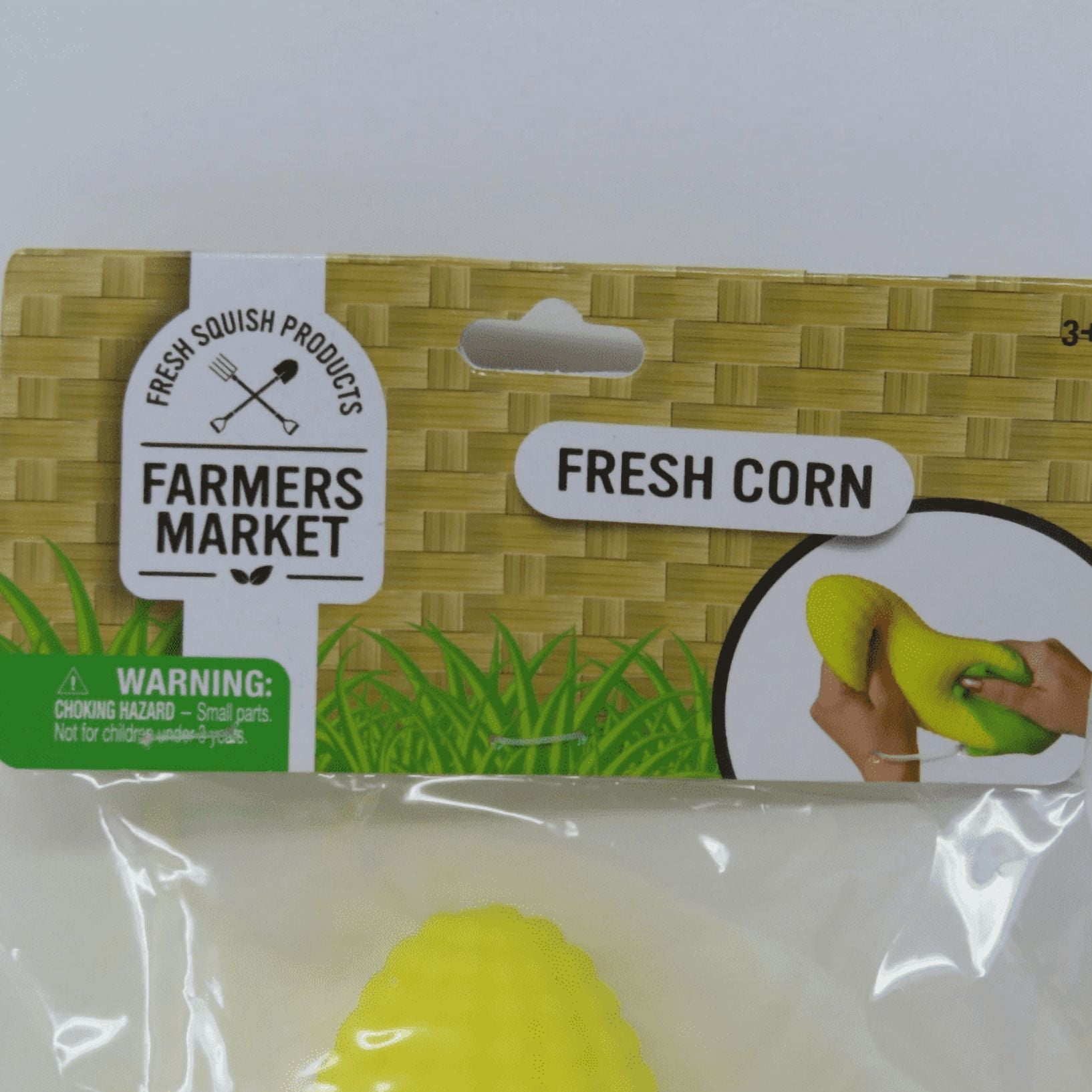 Slow Bouncing Fresh Corn Jumbo Squishy, Farmers Market Photorealistic Food Squishy for Home Office Decor (1 Pc)