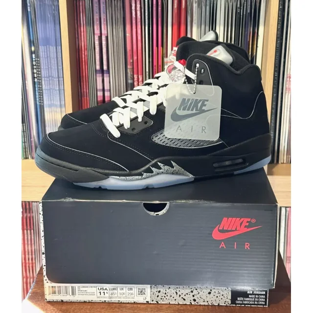 N I-K-E A i r-Jor-dan 5 Retro Black Metallic Reimagined HF3975-001 Size 12 Damaged Box