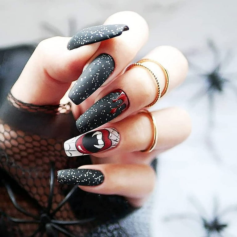 Fake Nails Short Press on Nails Graffiti Abstract Coffin Nails
