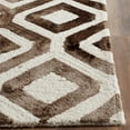 thumbnail image 3 of Safavieh Dip Dye 7' Round Hand Tufted Rug in Ivory and Chocolate, 3 of 10