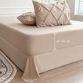 thumbnail image 4 of Juego de ropa de cama Maple&Stone Queen, 7 piezas, color beige Pintuck, 4 of 6