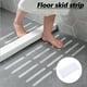 thumbnail image 1 of Pegatinas transparentes para baños, bañeras y duchas, 5 tiras adhesivas antideslizantes para escalones de escalera., 1 of 9