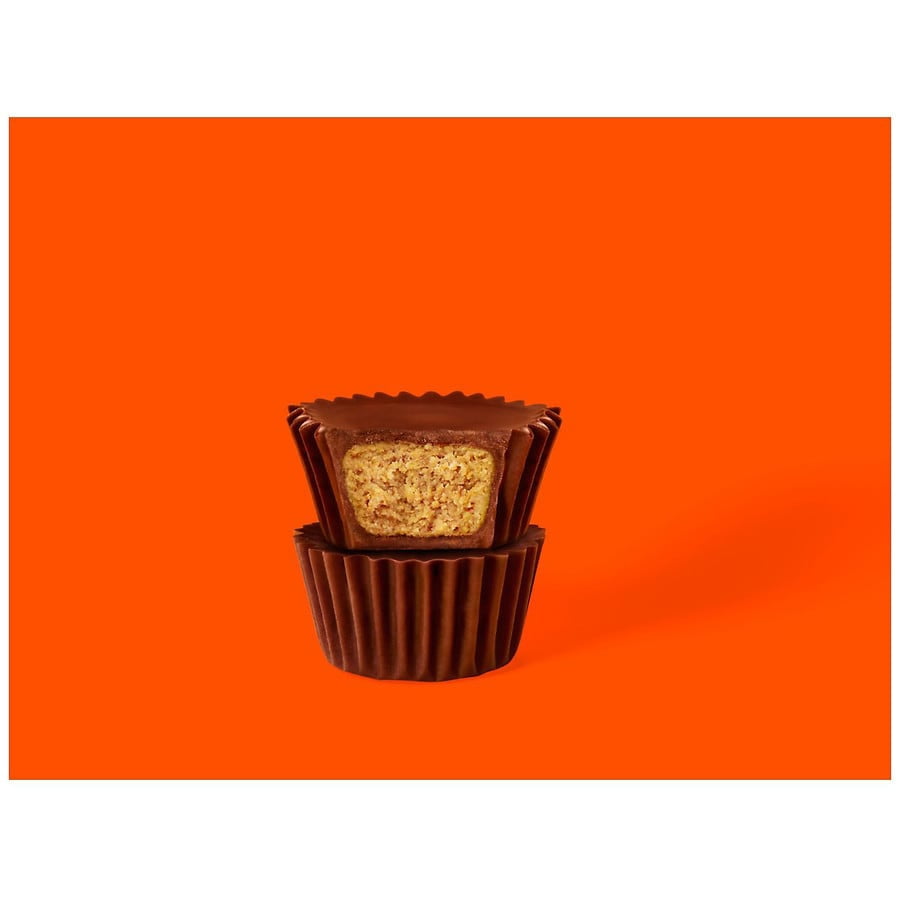 Reese's Minis Cups Candy, Unwrapped Milk Chocolate Peanut Butter7.6oz Pack of 2