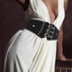 thumbnail image 4 of Cinturón elástico ancho y ajustado con hebilla en la cintura para vestido Stella Oro, 4 of 9