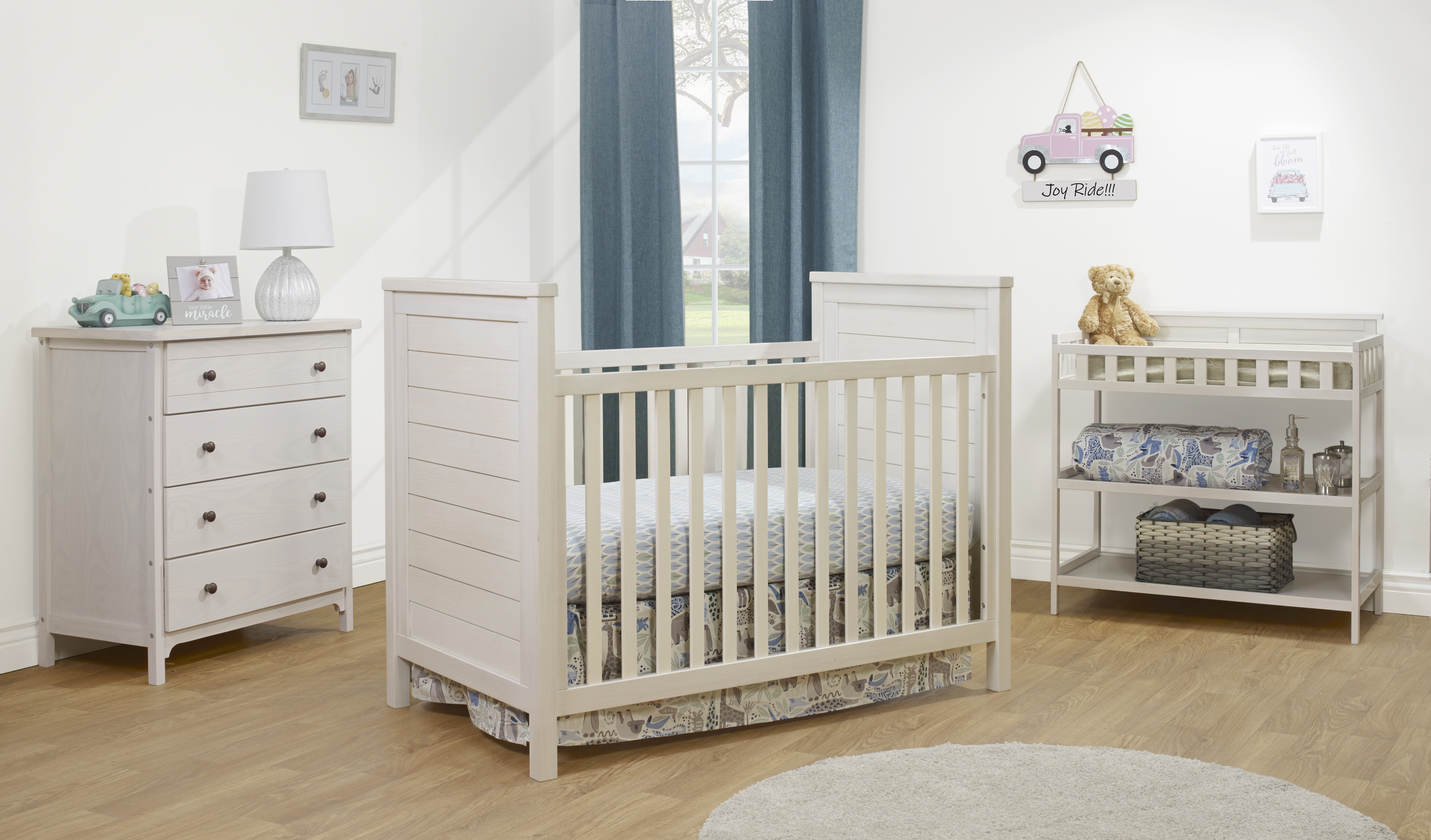 Sorelle Furniture  Farmhouse Classic Crib, Weathered White