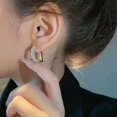 thumbnail image 3 of Pendientes de circonita con letras de alta calidad, diseño de nicho con sentido del sentido, aro antipérdida, hebilla para la oreja, pendientes de moda, 3 of 6