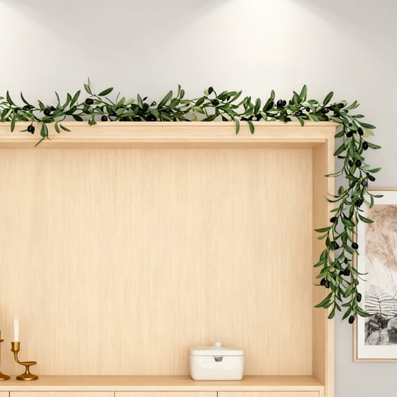 Artificial Olive Leaf Vine 6FT Artificial Garland Olive Tree Garland Hanging, Fake Fruits Greenery Olive Leaves Outdoor Decor for Spring/Wedding/Home Office Garden Wall Door