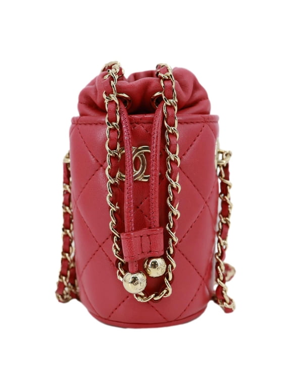 Pre-Owned Chanel CC Micro Quilted Lambskin Leather Drawstring Bucket Bag Red