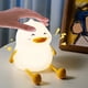 thumbnail image 1 of Electrodomésticos, luz nocturna con forma de patito, adorno, lámpara de noche con sensor, ideal para regalar a tu novia o a tus hijos. Lámpara de noche con sensor., 1 of 6