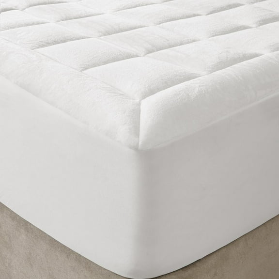 Cloud Soft Waterproof Overfilled Plush Mattress Pad by Belen Kox, Belen Kox