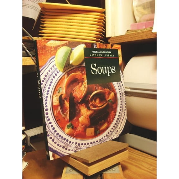Pre-Owned Soups (Williams-Sonoma Kitchen Library) (Hardcover) 0783502508 9780783502502