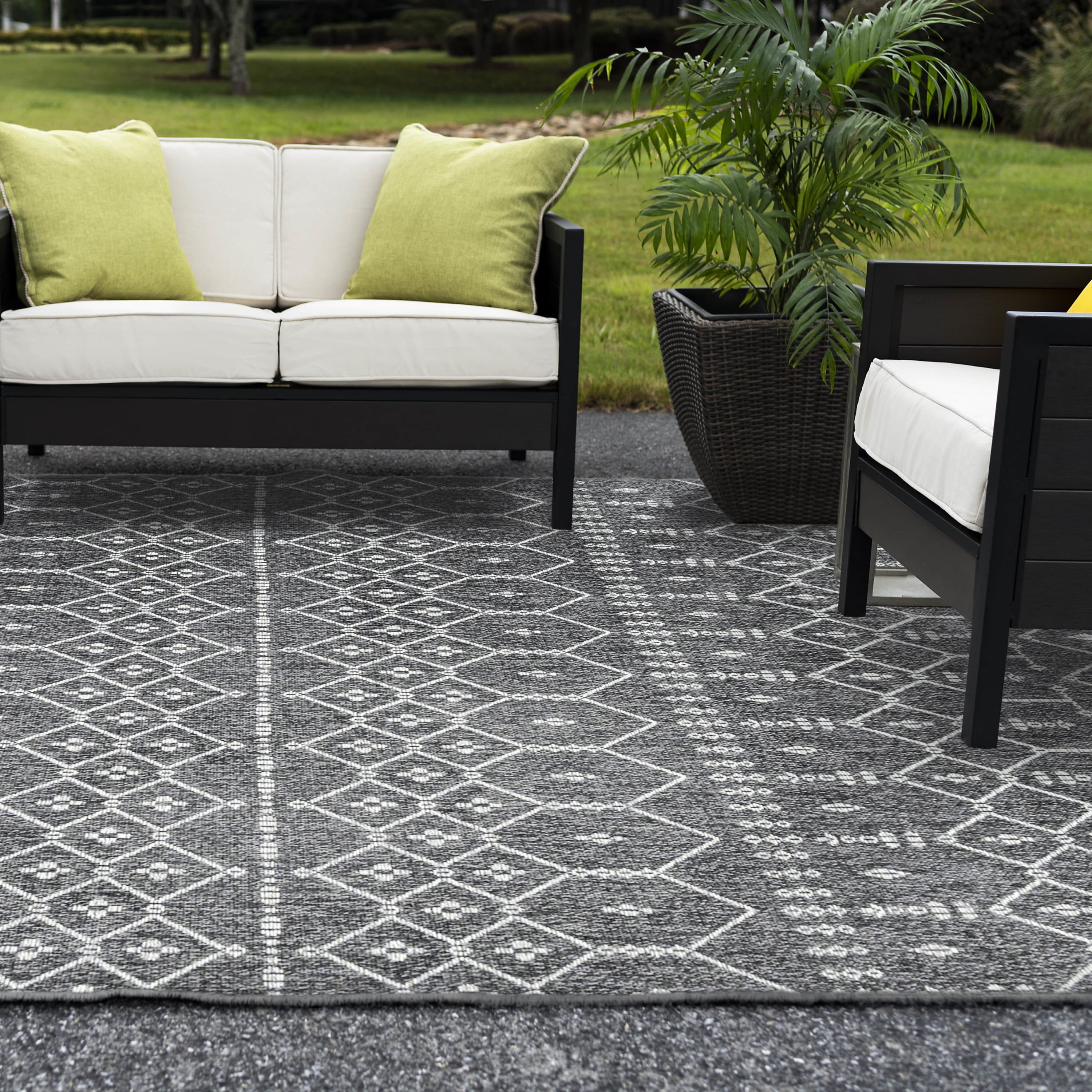 Bliss Rugs Elysia Modern Indoor Outdoor Area Rug Walmart Com   6e0d3c8c Cac4 44cf A344 4d2bb43b84e4 2.085114101a6ed51914218611894793e6 