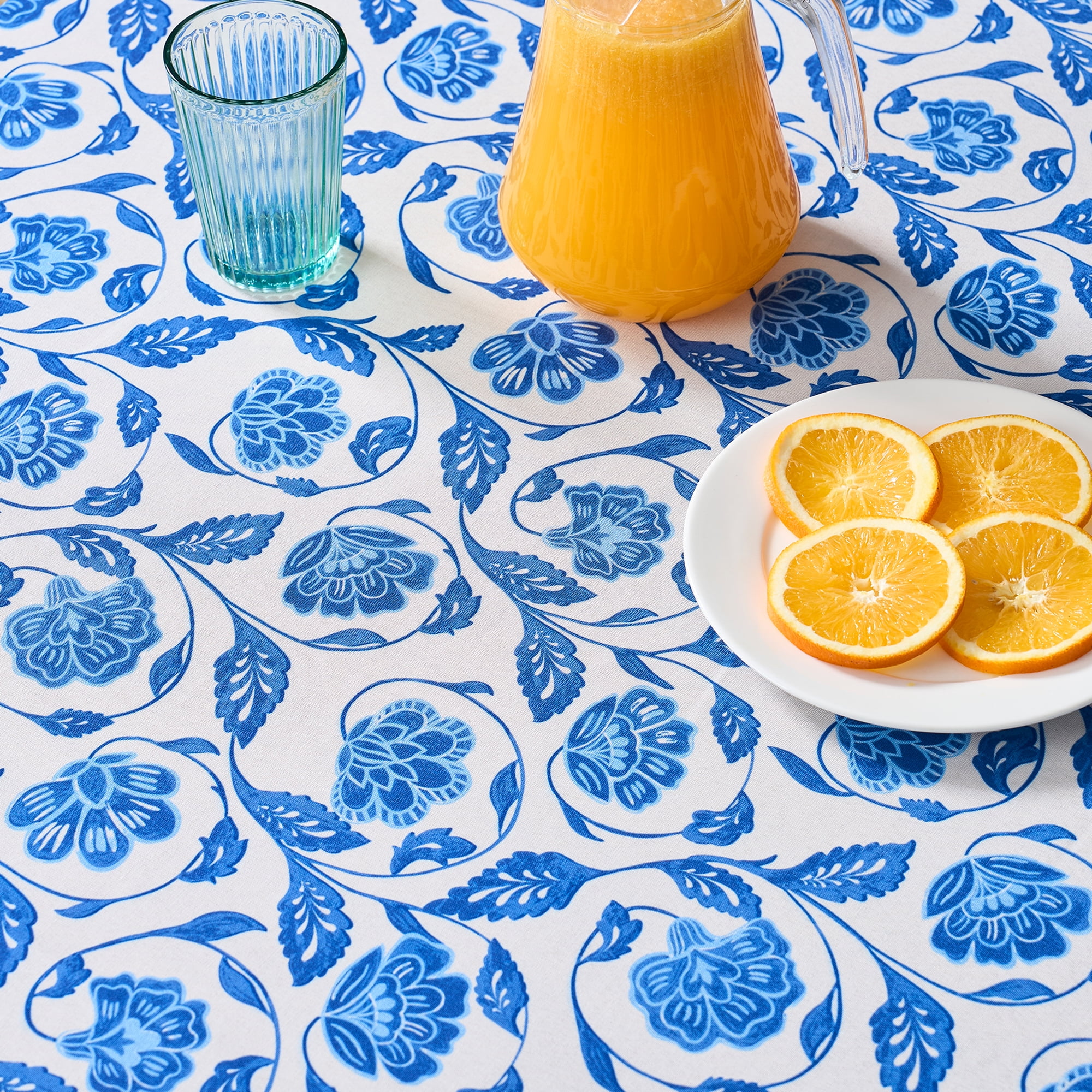 Mainstays by Becky G. & Alejandra Fabric Tablecloth, Blue Floral, 70" Round