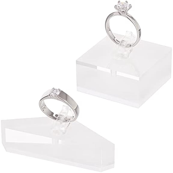2 Sets Acrylic Ring Display Holder Triangle Square Clear Ring Showcase Display Acrylic Block Jewelry Storage Stand for Ring Jewelly Display Home Trade Show Photo Prop Exhibit