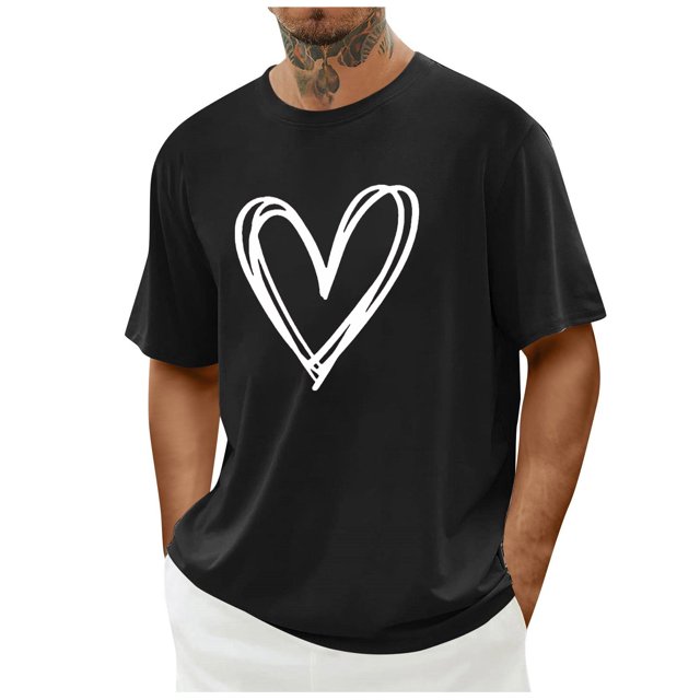 Tops para hombre, blusas y camisas de cuello redondo y manga corta para hombre. Camiseta/camisa informal de cuello redondo y manga corta con estampado de corazones para hombre. Tops de poliéster para