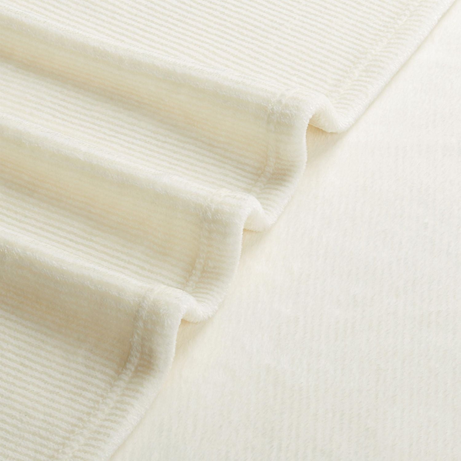 HOMETRENDS Luxury Plush Blanket, Double/Queen - King