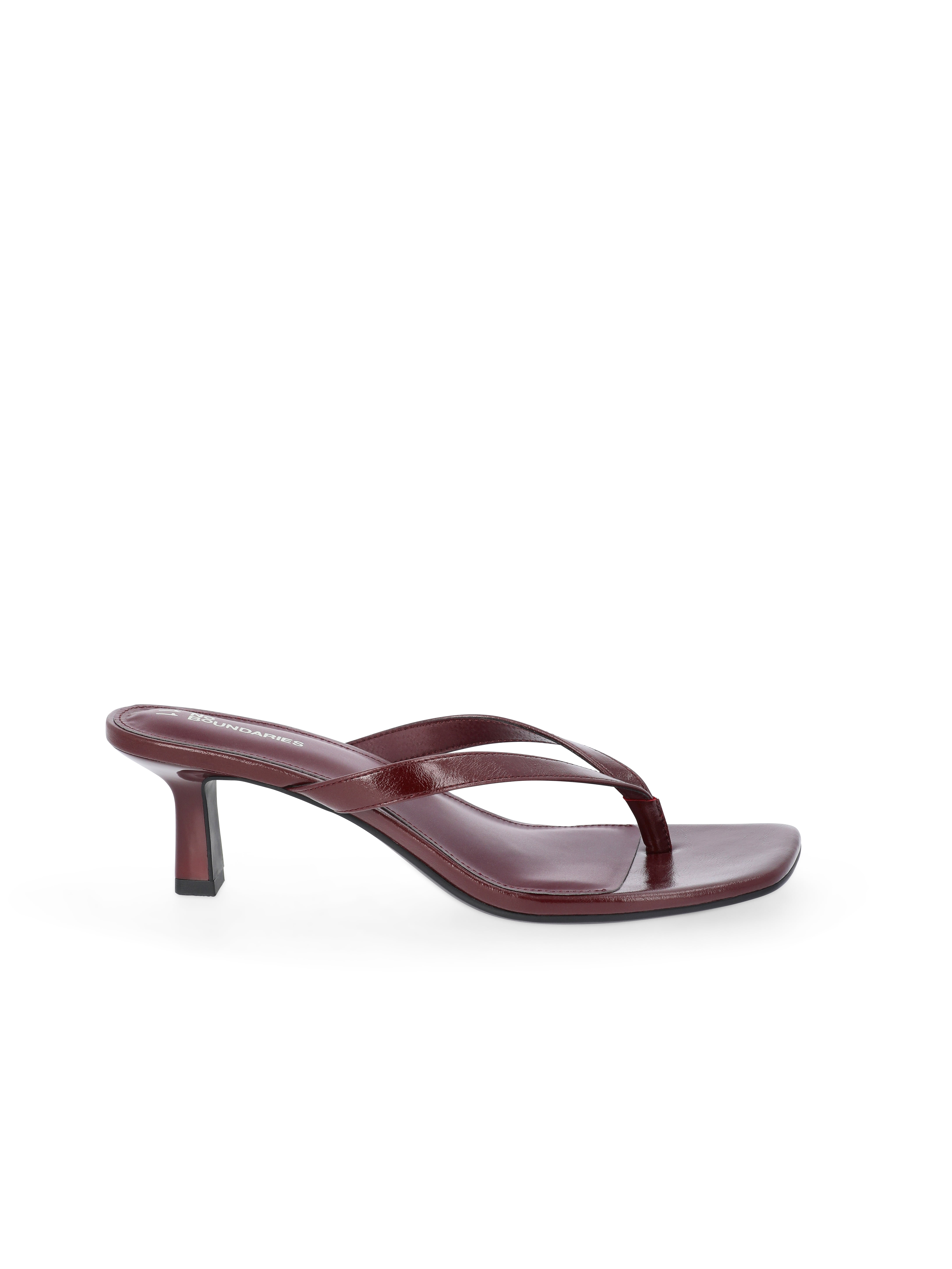 No Boundaries Women's Kitten Heel Thong Sandals
