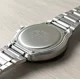 thumbnail image 4 of Reloj pulsera Casio Mrw-200h-1b2v con correa de acero inoxidable color plateado - fondo blanco - bisel negro, 4 of 8