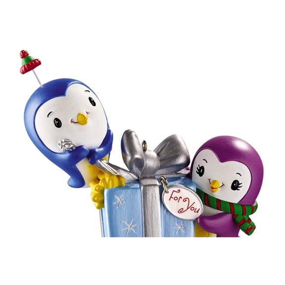 Carlton Cards Heirloom Polar Pals Chitter and Chatter Christmas Ornament