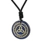 thumbnail image 1 of Colgante de triquetra antiguo, collar con colgante de runa, joyería de runas talladas lisas, negro Azul oscuro Yuyangstore COLLAR COLGANTE, 1 of 8