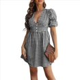 thumbnail image 2 of Vestido Midi con Estampado de Cuadros Retro para Mujer, Cuello en V, Corta, Volantes, Informal, Abotonado Negro M, 2 of 7