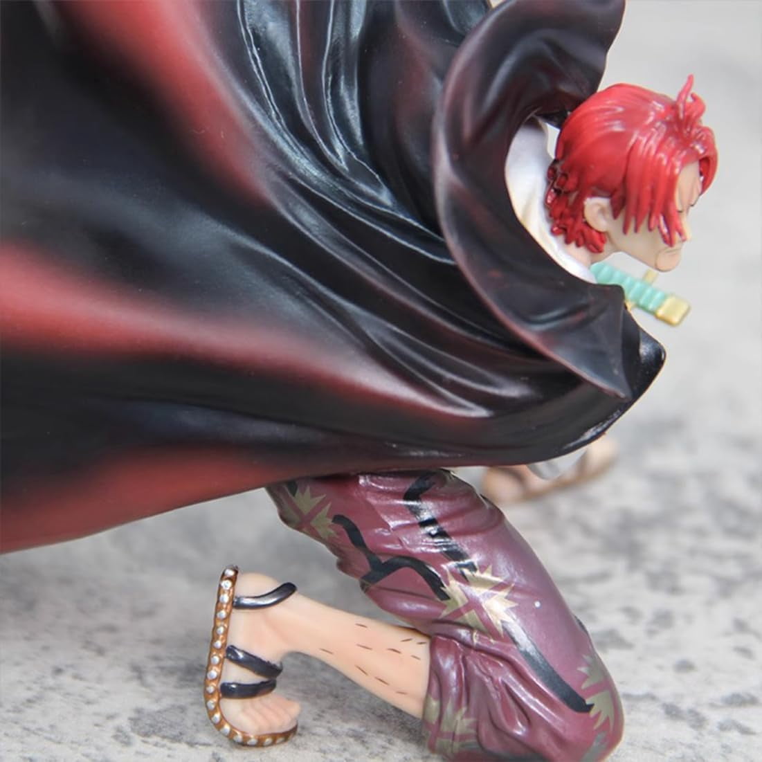 New Four Emperors Red Hair Shanks (Draw the Sword Ver) Character Anime Model Statue Action Figures Desktop Ornament Popular Decorations Fan Souvenirs Creative Gift Collectable