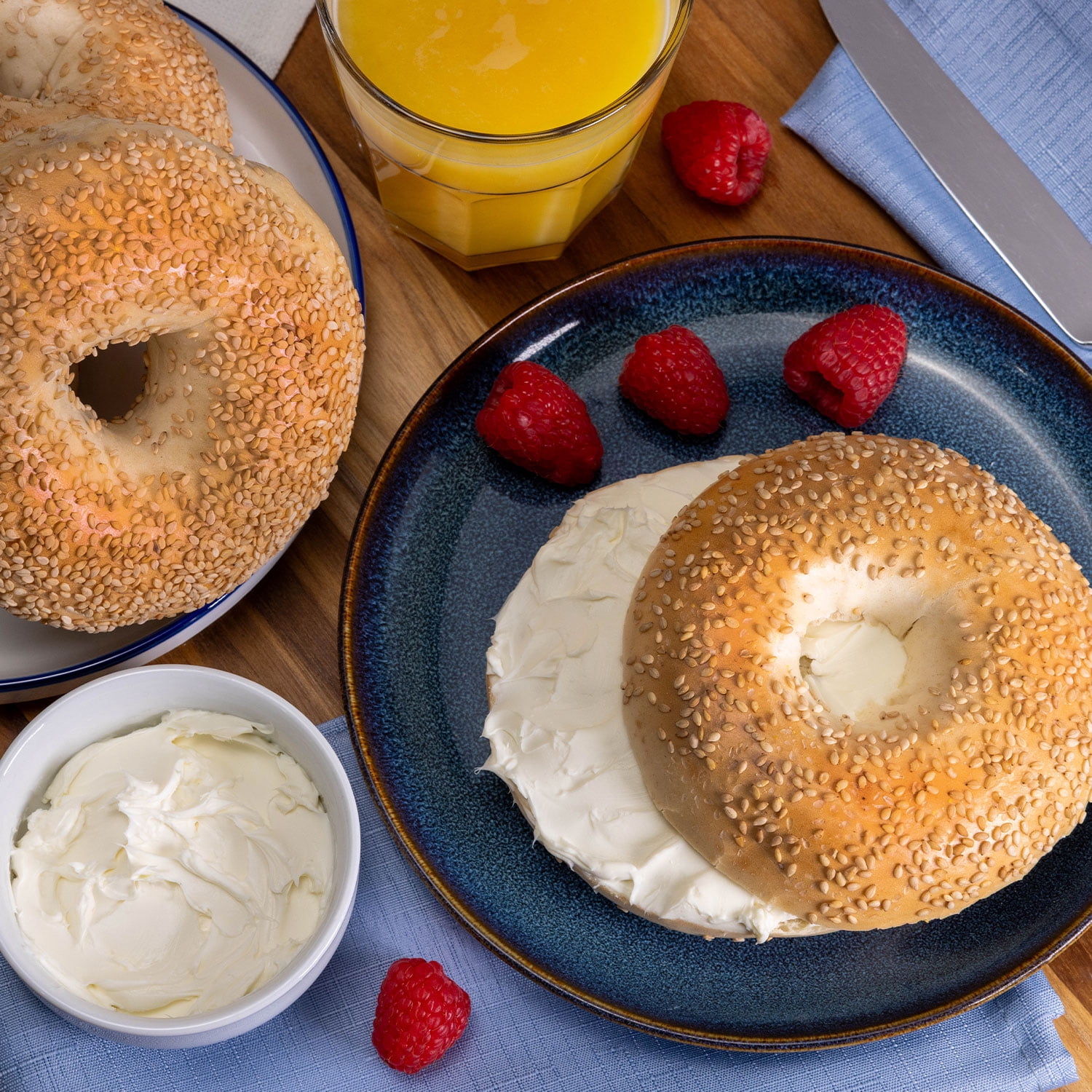 Marketside Fresh Sesame Bagels, Wheat and Barley Flour, Shelf-Stable, 22.8 oz, 6 Count