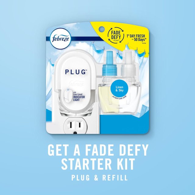 Febreze Plug In Air Freshener, Odor-Fighting Scented Oil Refill, Baked Cinnamon Apples, 2ct