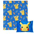 thumbnail image 1 of Set de manta y almohada de peluche Northwest Pikachu 127 x 152 cm, 1 of 3