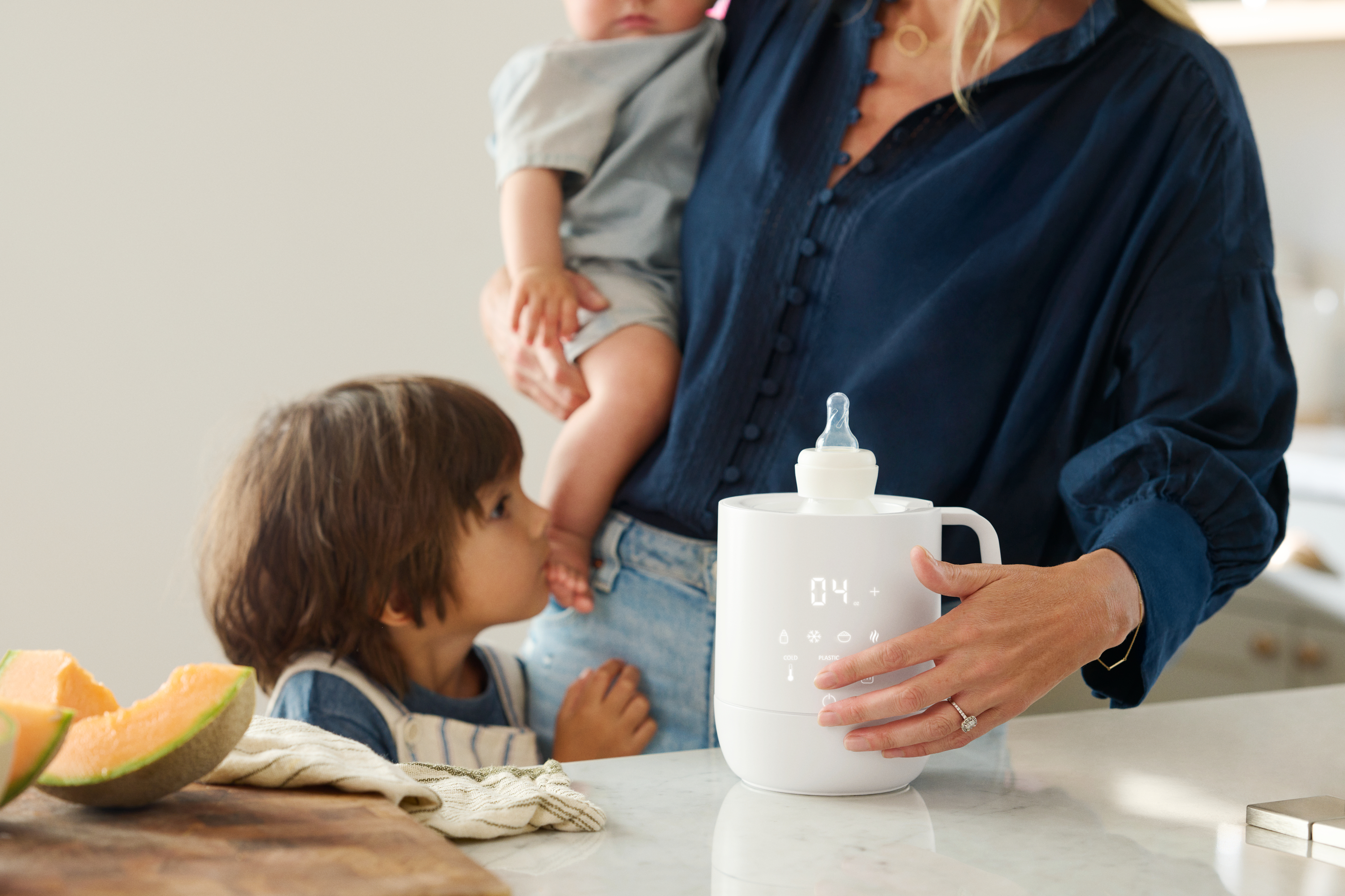 Munchkin Precision Digital Bottle Warmer & Sterilizer photo 3