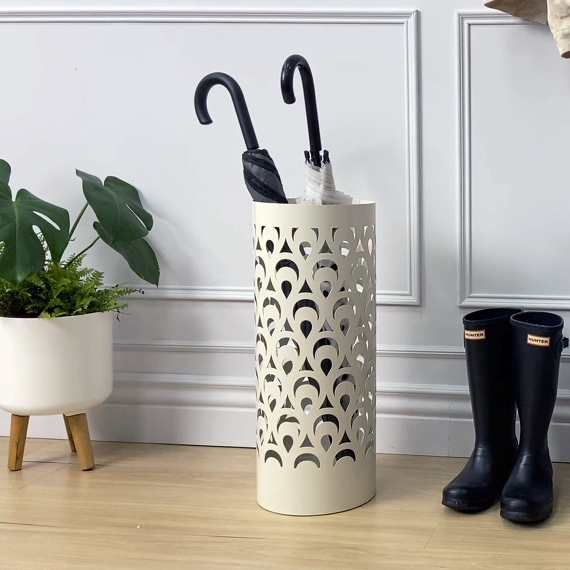 Mango Steam Modern Corner Umbrella Holder, Peacock Metal White