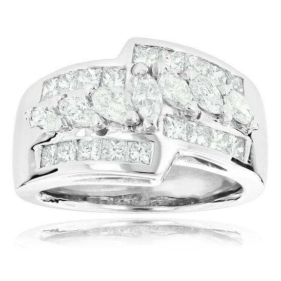 14K Ladies Natural 1.9 Ctw Diamond Ring For Her (White Gold Size 6)