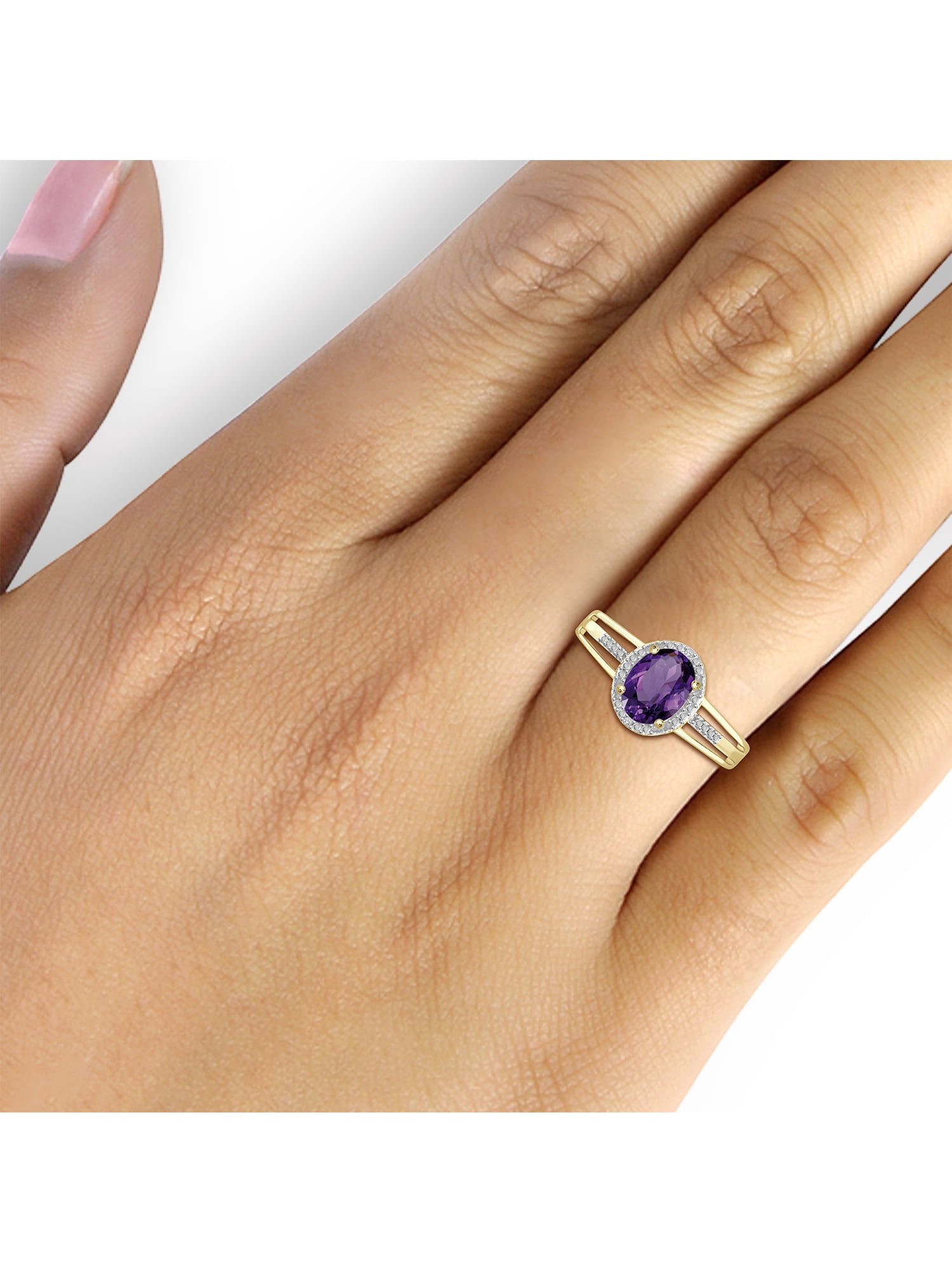 1.35 Carat Amethyst Gemstone and Accent White Diamond Ring