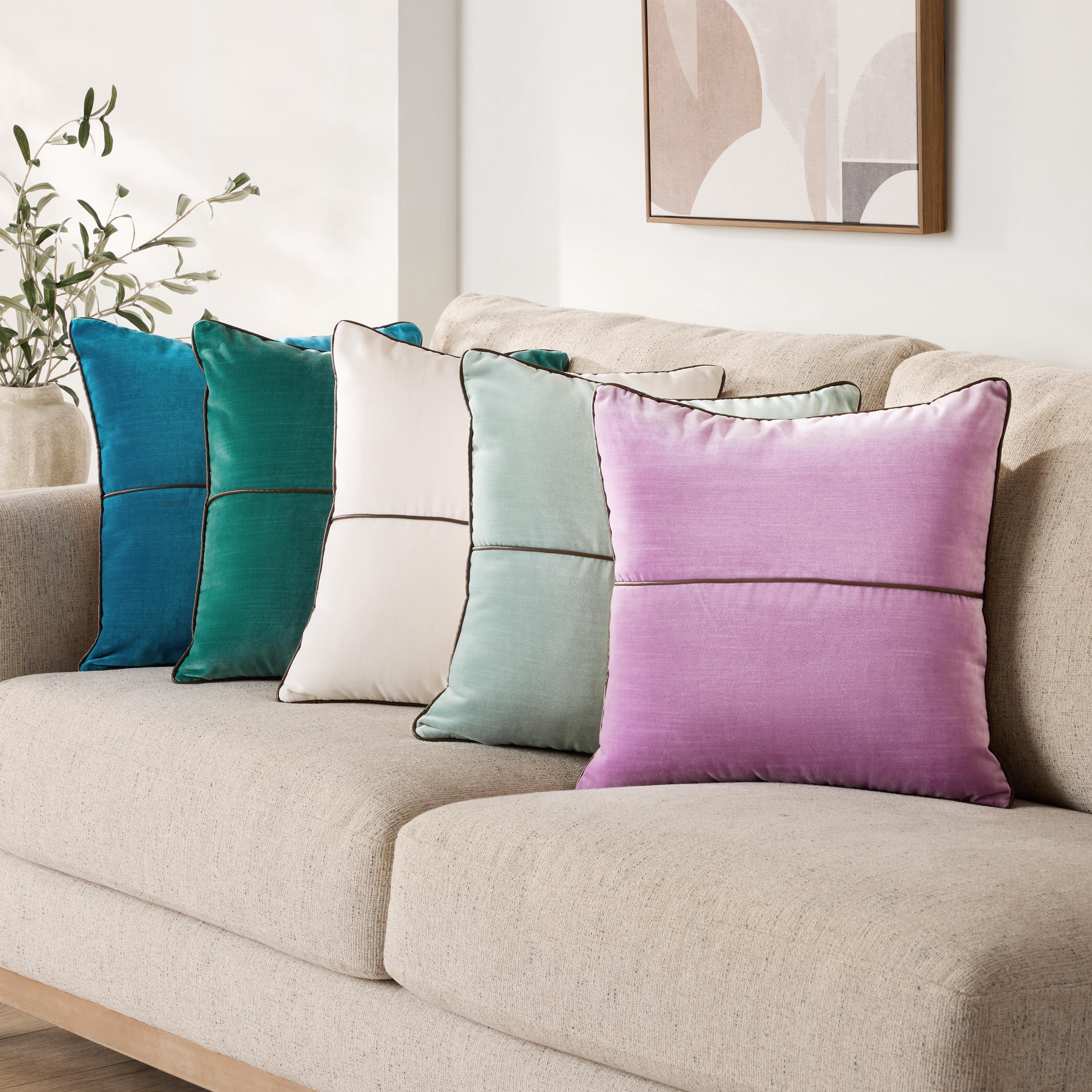 Mainstays 18" x 18" Lilac Bloom Velvet With Faux Leather Trim Polyester Decorative Pillow Cover