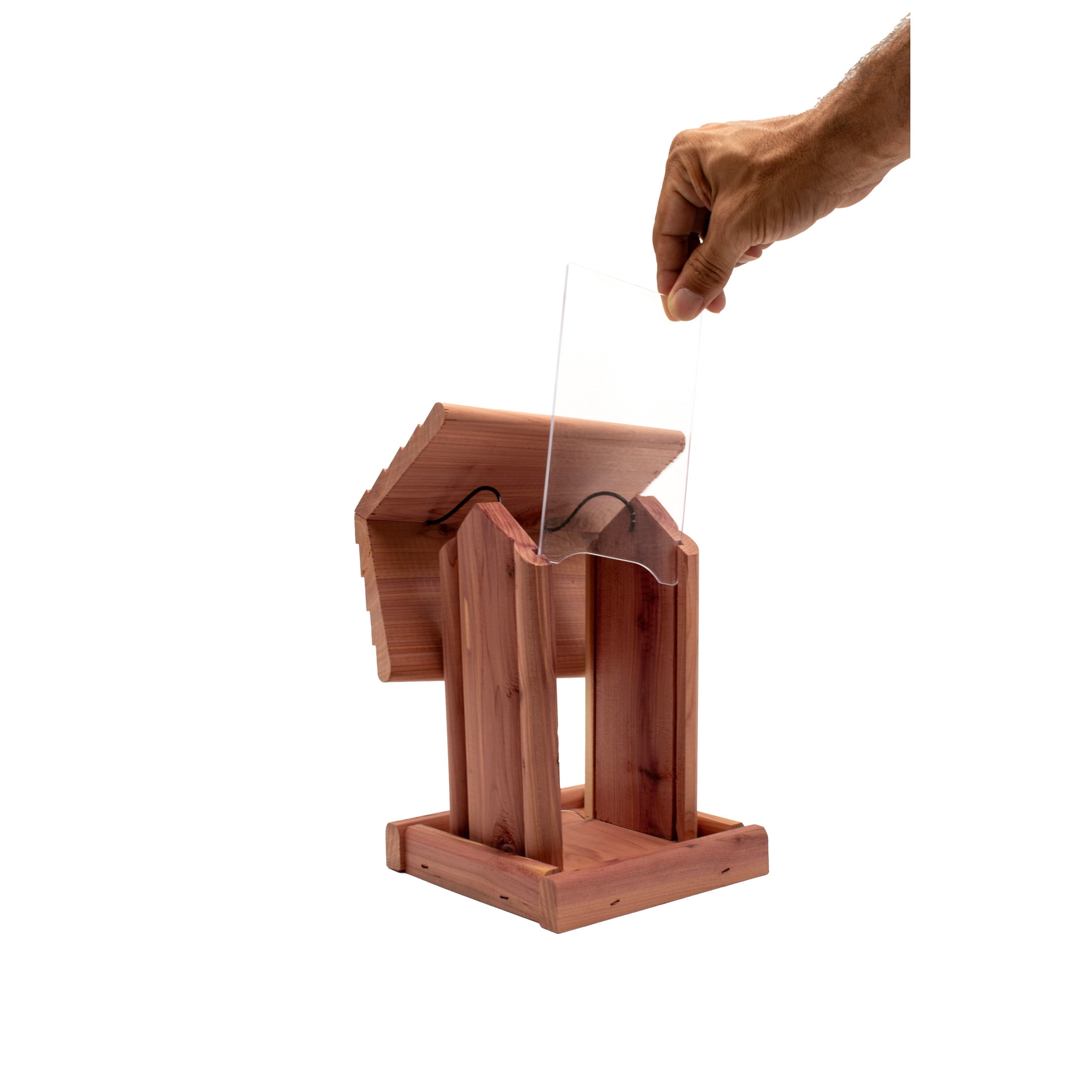 Pennington Cedar Delite Classic Wild Bird Feeder, 1.5 lbs Capacity