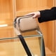 thumbnail image 4 of Bolso Bolsos de viaje de cuero genuino Bolsos pequeños elegantes para cámara Moda portátil para el trabajo, 4 of 8