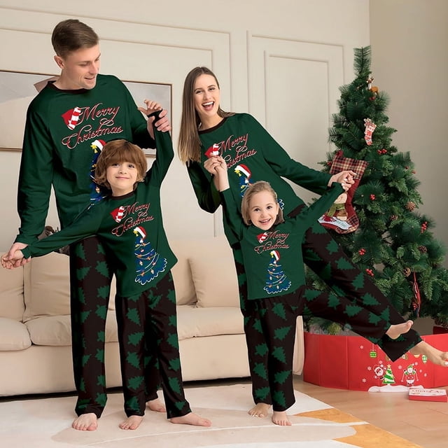 Ropa navideña a juego para toda la familia, novedad de 2025, pijamas, conjuntos, mamelucos para bebé, ropa de dormir informal, pijamas de aspecto familiar