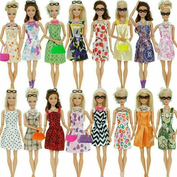 Ensemble de vêtements Barbie - Robe fleurie