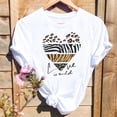thumbnail image 2 of Camisetas con estampado de corazón y amor de leopardo para mujer, camiseta gráfica a la moda, camiseta bonita de manga corta de los años 90 para primavera y verano, camiseta para mujer, 2 of 5