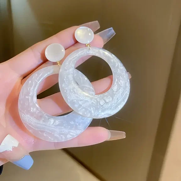 Textured Oversized White Acrylic Circle Dangle Earrings | Clip-On Design for Women, No Battery Required, Perfect for Daily Wear & Special Occasions