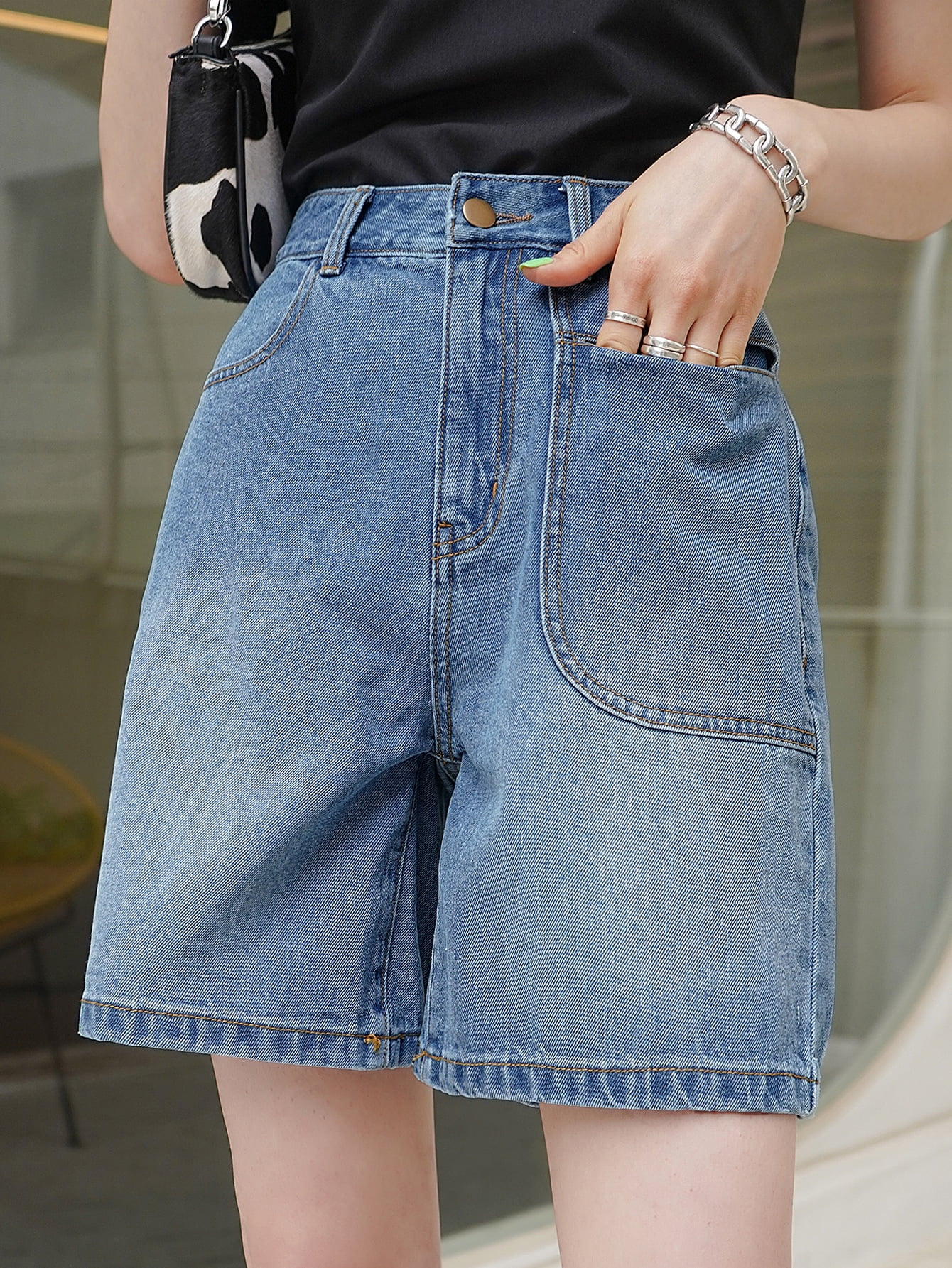 Women's Solid Pocket Detail Wide Leg 