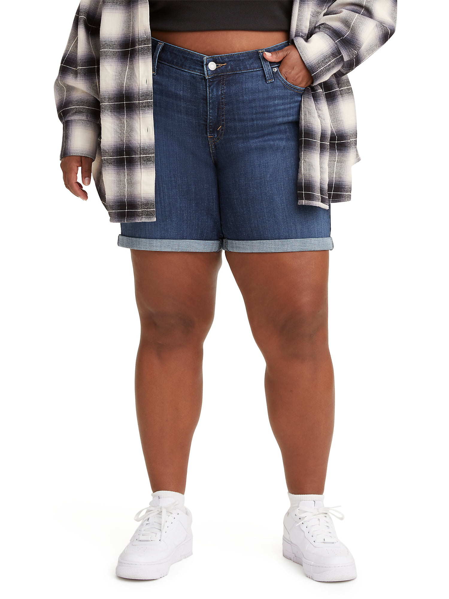 Levi's® Women's Plus Size Mid Length Shorts 