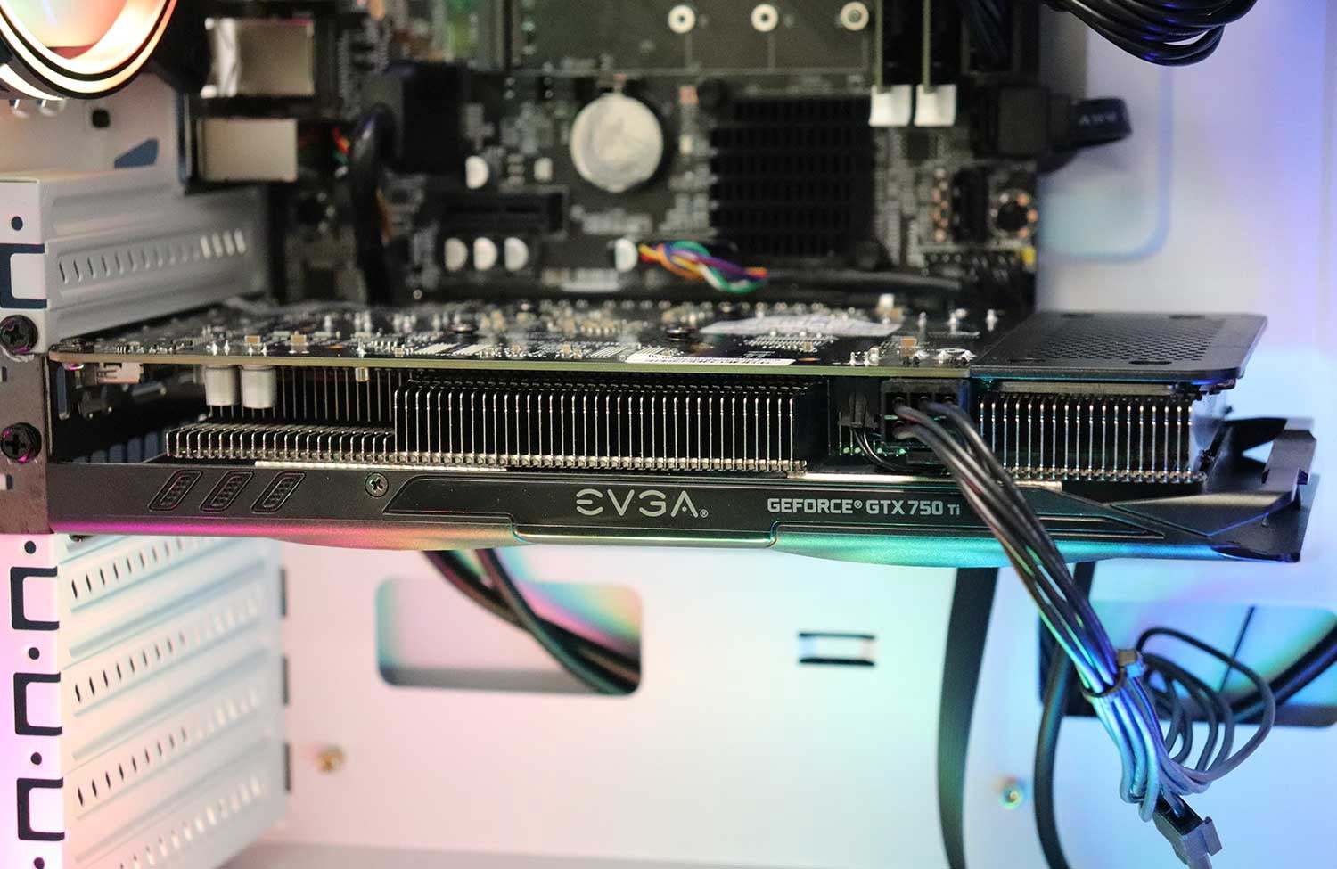 Intel i5 (3.8GHz), NVIDIA GTX 650, 16GB RAM, 1TB HDD, WiFi BT, Gaming PC Computer Desktop, White