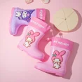 thumbnail image 2 of Botas de lluvia Sanrio a media pantorrilla para niños, Botas de lluvia de verano antideslizantes y resistentes al desgaste con fondo suave de dibujos animados de Kuroko para niñas de guardería, 2 of 5