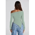 thumbnail image 2 of Remera PRETTYGARDEN Y2K Crop Top con Hombros Descubiertos y Tejido Acanalado M, 2 of 9