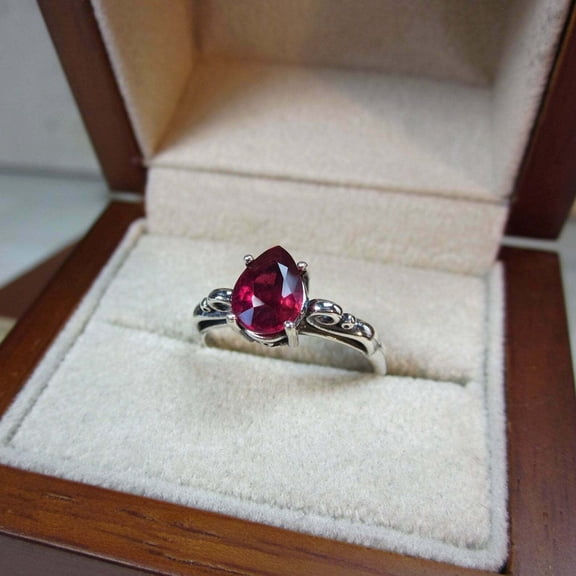 HeartsAndYou 1.6ct Natural Ruby Stylish Inspired Filigree Solitaire Ring 14k SOLID White Gold